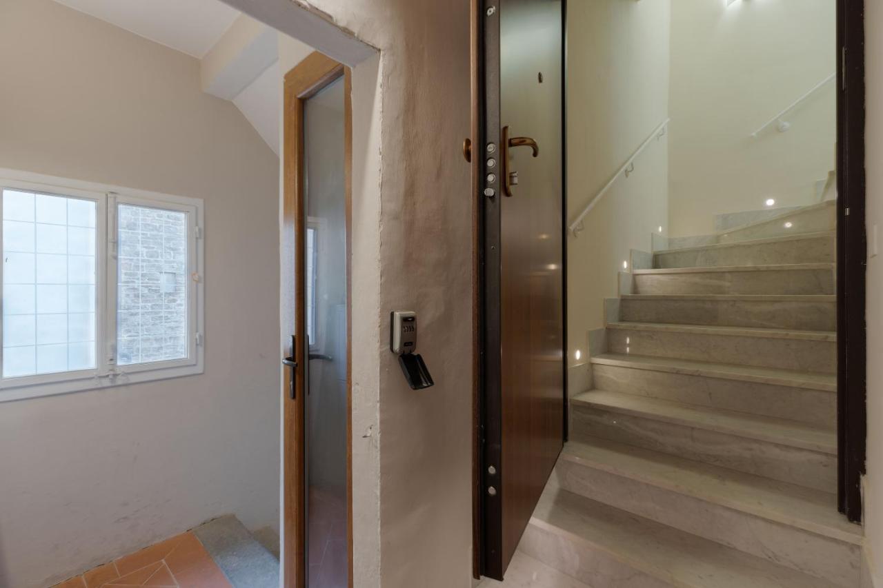 Borgo San Jacopo Penthouse By 360Rentals Firenze Bagian luar foto
