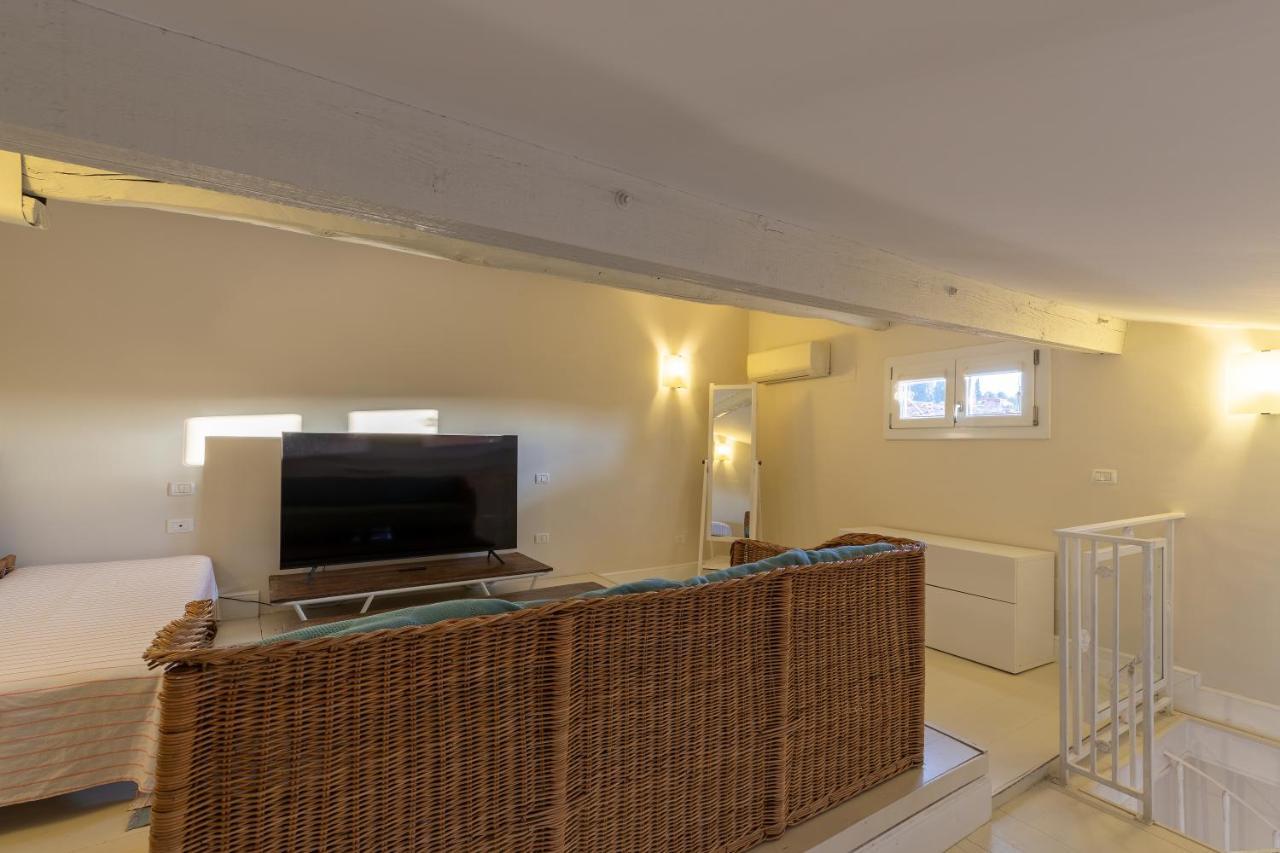 Borgo San Jacopo Penthouse By 360Rentals Firenze Bagian luar foto